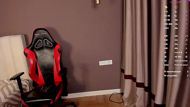 hellewkitty 现场XXX聊天