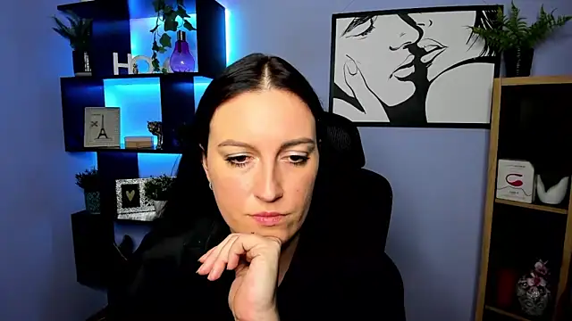 XXX chat uživo modela FUN_AMI