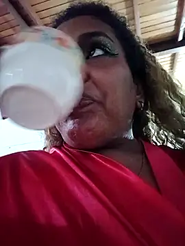 XXX chat uživo modela ELLA_KELLY