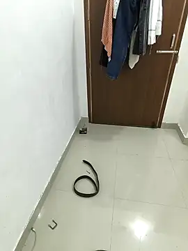 Urs_sassyshikha 即時 XXX 聊天