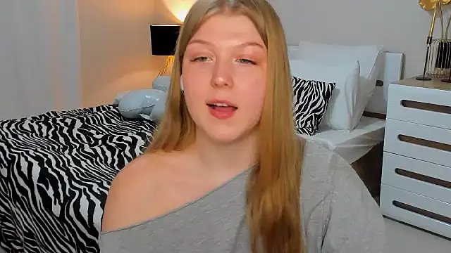 Stella_Light: απευθείας συνομιλία ΧΧΧ