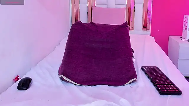 Živý XXX chat Demi_hot69