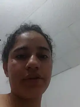 XXX chat uživo modela girl_tits