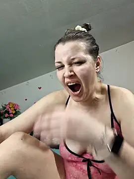 SweetMaddy888 Chat XXX in diretta