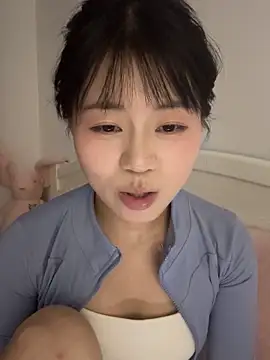 Nana-3 Chat XXX in diretta