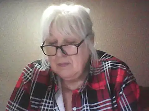 Show de Alexia64231 na webcam