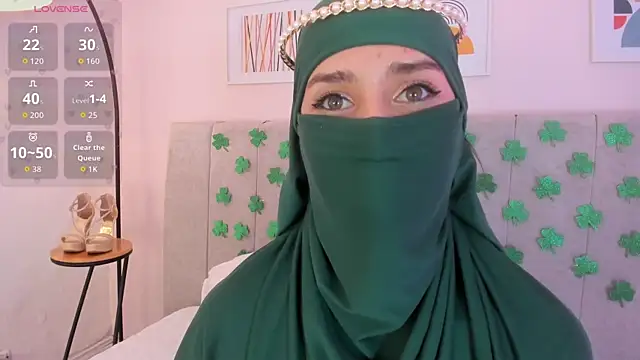 rawiya's Webcam Show