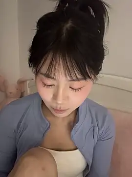 Nana-3 Live XXX-chat