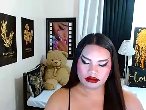 TSbrianaHugeCock Pertunjukan Webcam