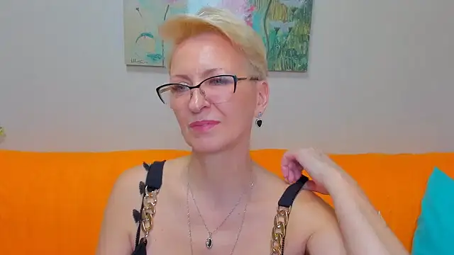 Chat +18 de iamyourdream89 ao vivo