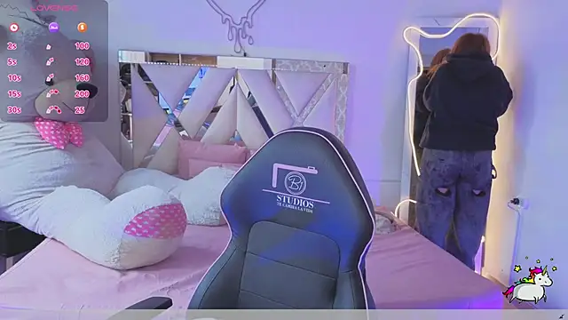 SABRIINA_TAY's Live XXX Chat