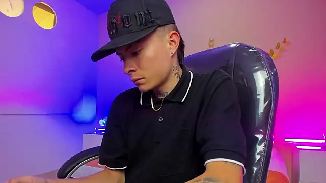 Nascary_Fox Chat XXX in diretta