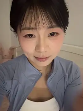 Nana-3: вебкам-шоу