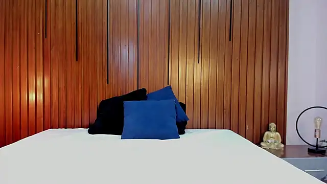 Farah_Stone Live XXX-Chat