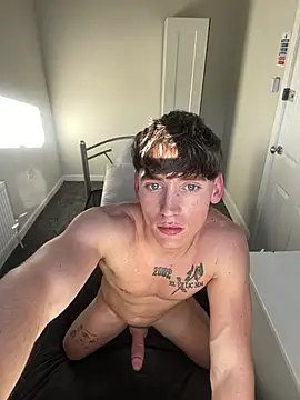 naughtyboy0124n Webbikameraesitys