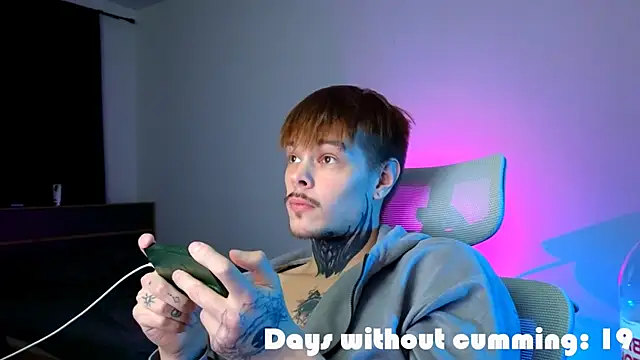 DENIS_HERE: απευθείας συνομιλία ΧΧΧ