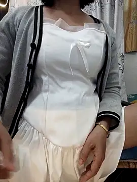 Haralushiaaa Adlı Modelin Canlı XXX Sohbeti