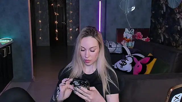 Blckmirrorr élő XXX-chatje