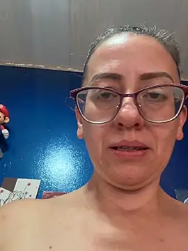 Živý XXX chat miss_hanna07