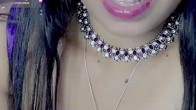 sexyhoney27 webcam show