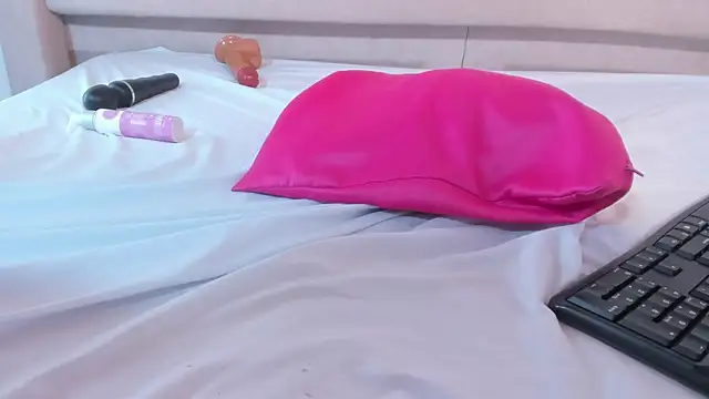 IzelevansのライブXXXチャット