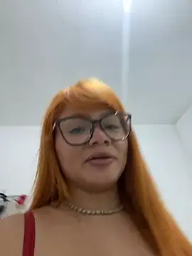 Isisbennett Show Webcam