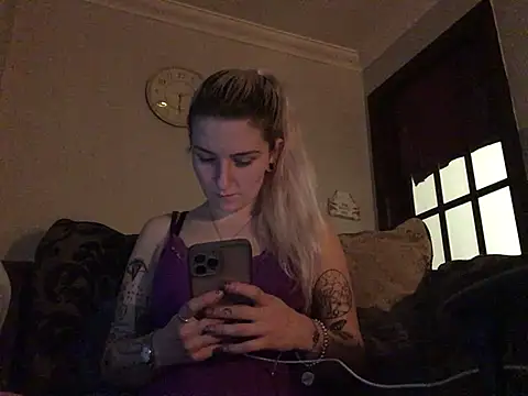 دردشة xxamyleighxx الجنسية المباشرة