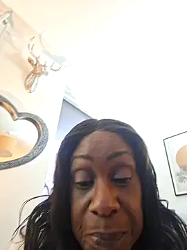 Chatroom XXX en direct de Ebony-SultryX