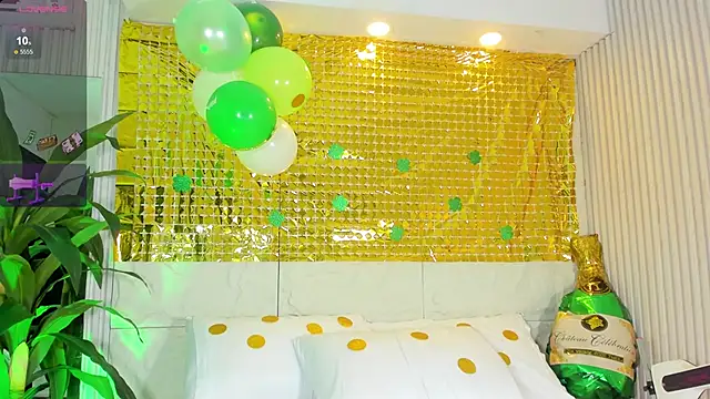 Chat +18 de AnahinClar ao vivo