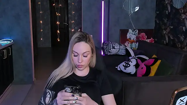 Chatroom XXX en direct de Blckmirrorr