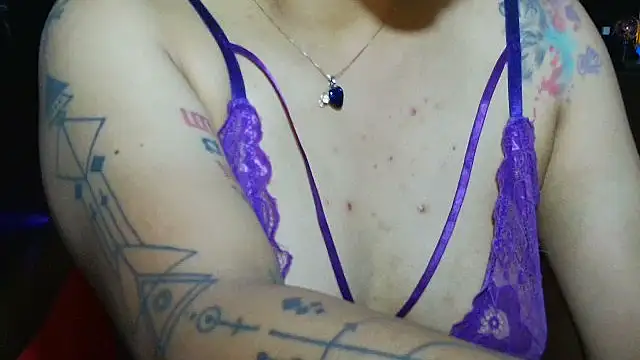 Cata_Blue__'s Live XXX Chat