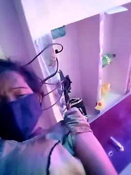 kiiuu_sexe Pertunjukan Webcam