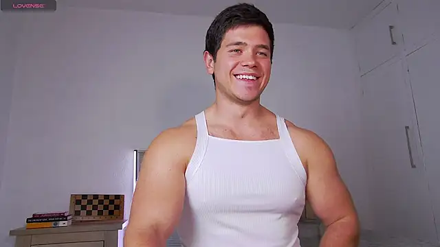 Arilas_ 即時 XXX 聊天