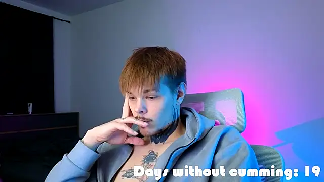 DENIS_HERE 即時 XXX 聊天