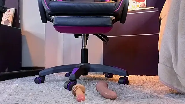 eviegothel_'s Live XXX Chat