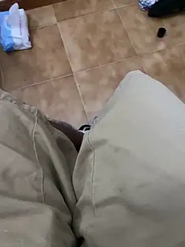 sweetblacky87 即時 XXX 聊天