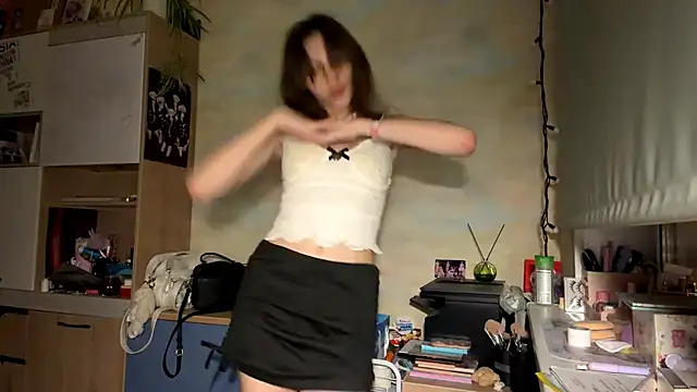 Chat XXX en directo de Miaaa_Moon