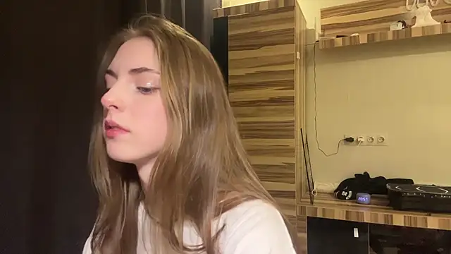 PollyDream's Live XXX Chat