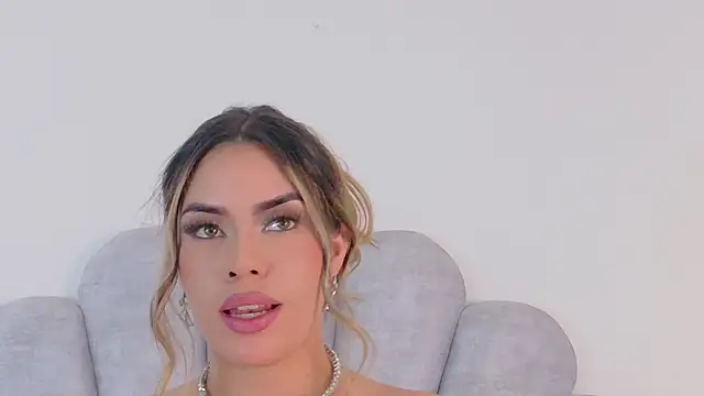 emma-conti2 Live XXX Chat