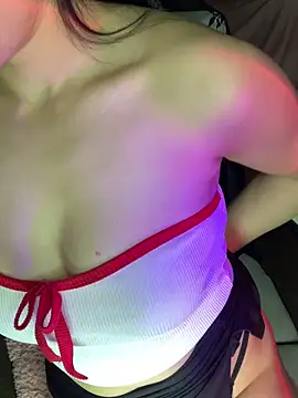 Veres2628 Adlı Modelin Canlı XXX Sohbeti