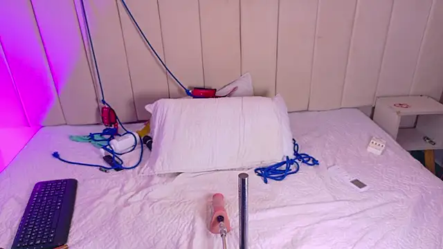 Megan_browns1's Live XXX Chat