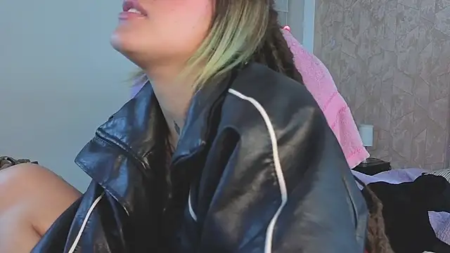 _sharlotte777's Live XXX Chat