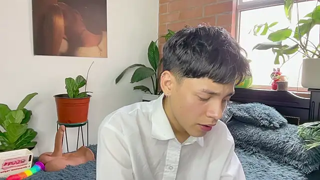 แชท XXX สดของ Andy_Belier23