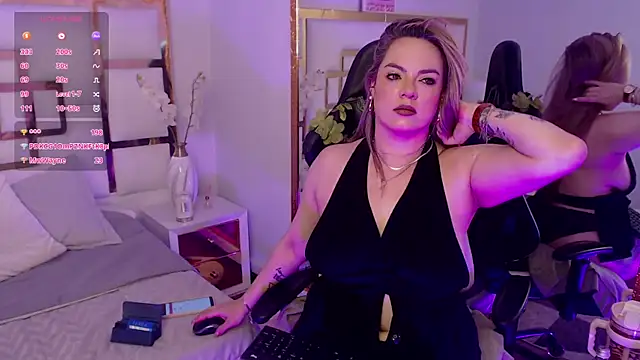 AvaMiia's Live XXX Chat