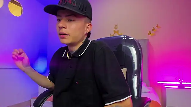 Nascary_Foxのウェブカメラショー