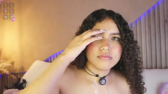 EloiseSweetxx's Live XXX Chat