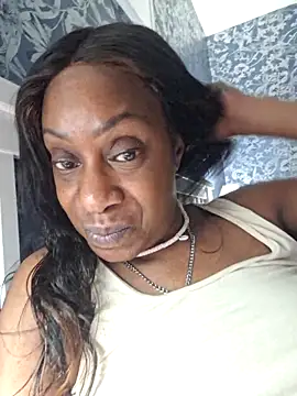 Ebony-SultryXのウェブカメラショー