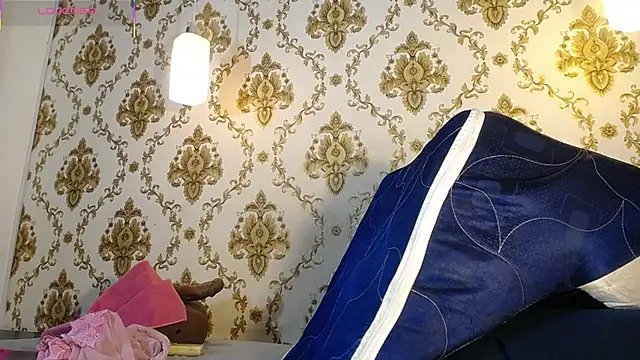 Czat XXX na żywo – KARATIBBY_COX