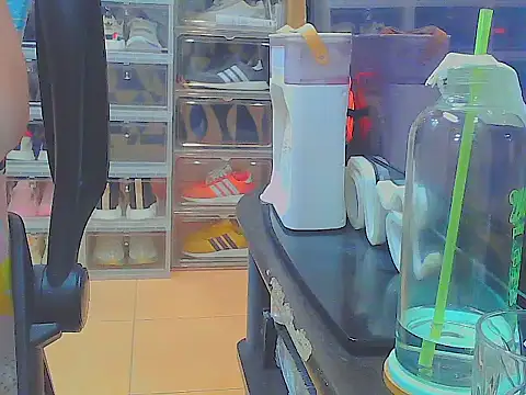 Chatroom XXX en direct de keepmepregnantT