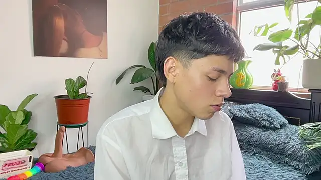 Czat XXX na żywo – Andy_Belier23